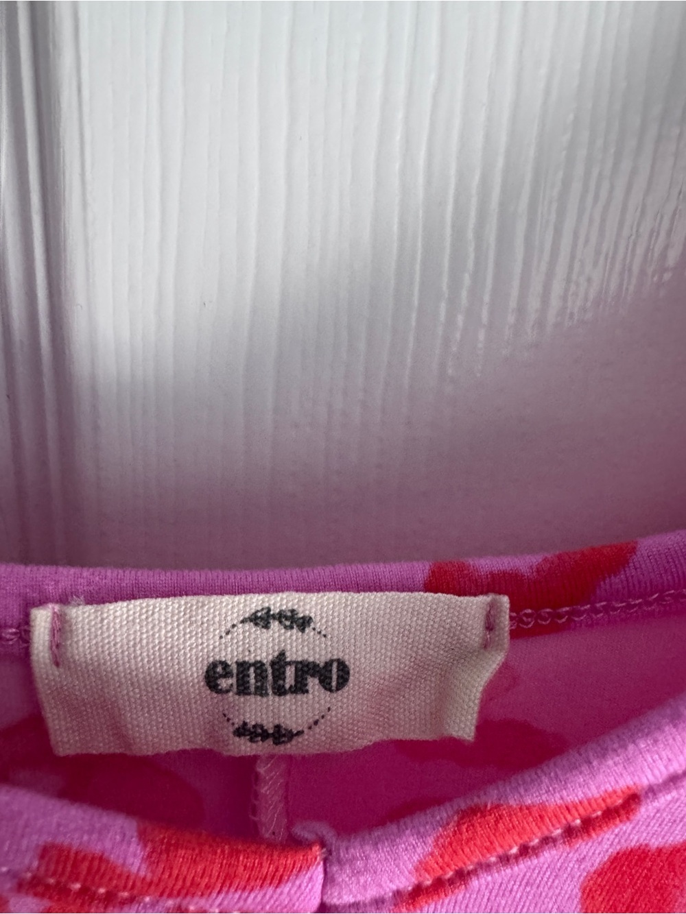 entro Pink and Red Leopard-Print Top Short-Sleeve Shirt - Picture 3 of 4